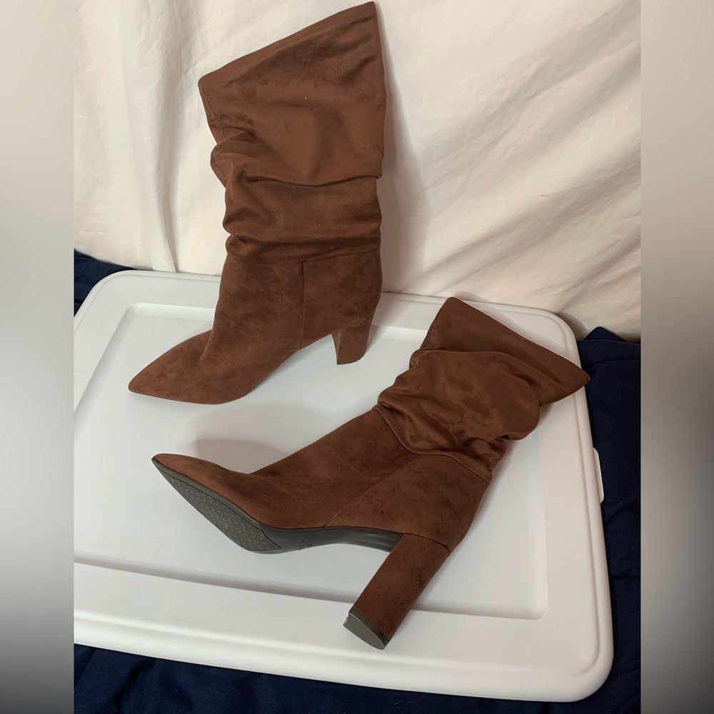 Marc Fisher slouch suede boots size10M block heel pointy toe